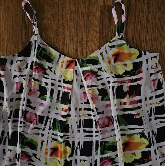 Tunic top - Picture 2 of 7